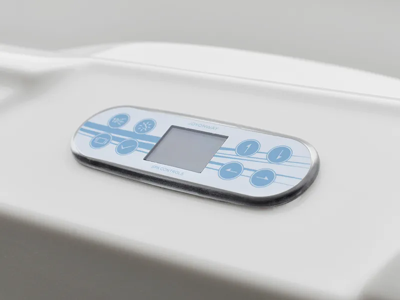 Spa con idromassaggio 4 posti a sedere + 1 piscina